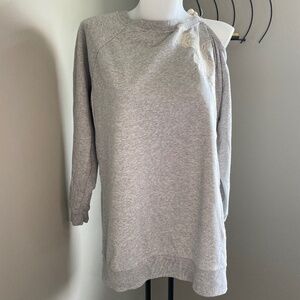 Love & Legend Women's Gray Cold Shoulder Floral Embroidered Sweatshirt Size 1X
